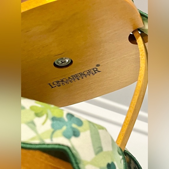 Longaberger 1999 Lots of Luck Basket w/Liner,Charm, Protector,Lid & Product Card - Picture 5 of 10